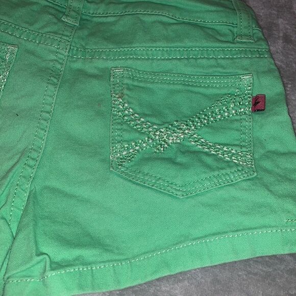 Shorts size 8 - Picture 10 of 10